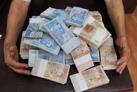 الودائع البنكية بالمغرب تتجاوز 1.43 تريليون درهم.. وأموال الأسر تفوق تريليون درهم